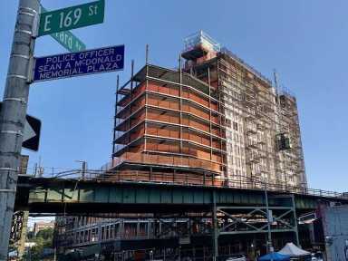 1325-jerome-ave