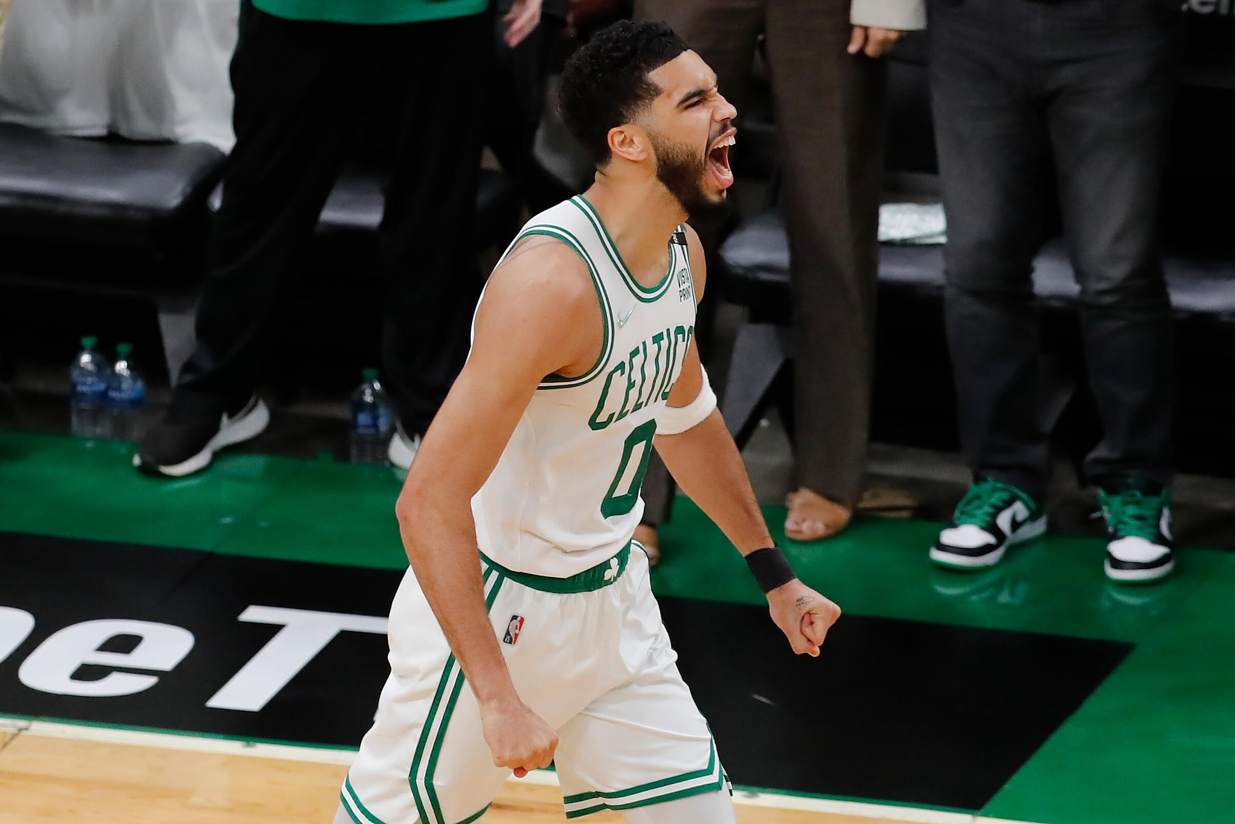 2022 NBA Finals: Celtics vs Warriors Game 5 odds, breakdown, picks 2 Jayson Tatum