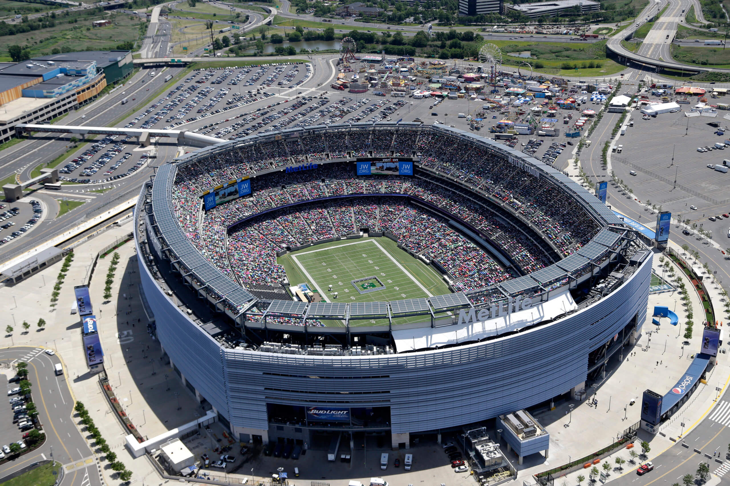 After 10-year absence, Islanders finally get call back to NHL Stadium Series 2 MetLife Stadium NHL Stadium Series Islanders Rangers Devils