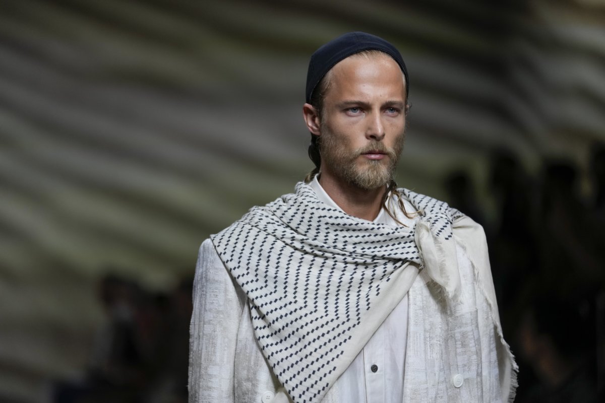 Italy Fashion Giorgio Armani Mens SS 23