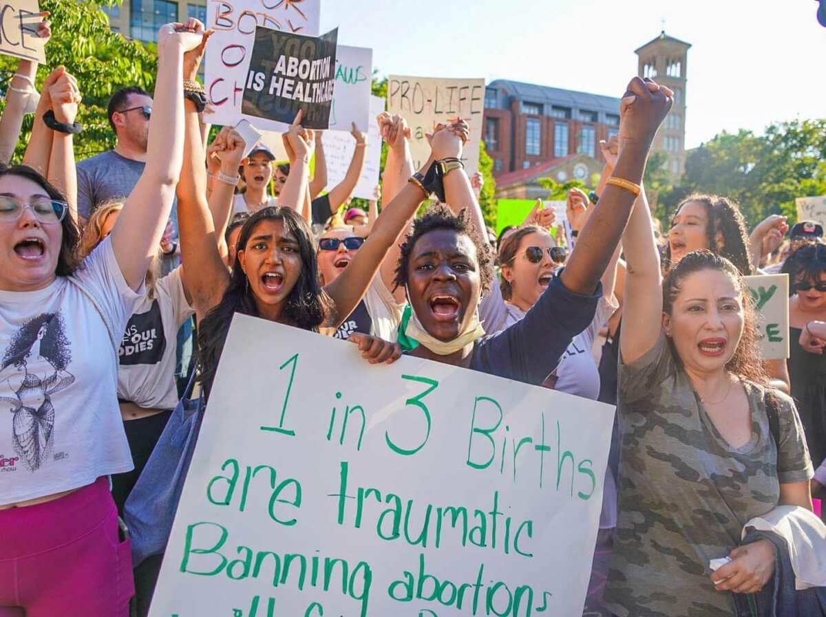 Roe v. Wade reversal rage: Estimated 17,000 New Yorkers take fury to streets of Lower Manhattan over SCOTUS decision 15
