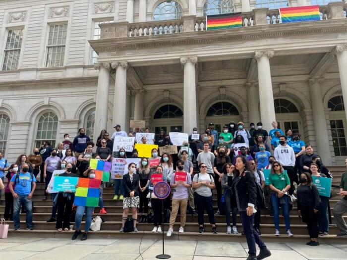 School advocates demand restoration of community school funding