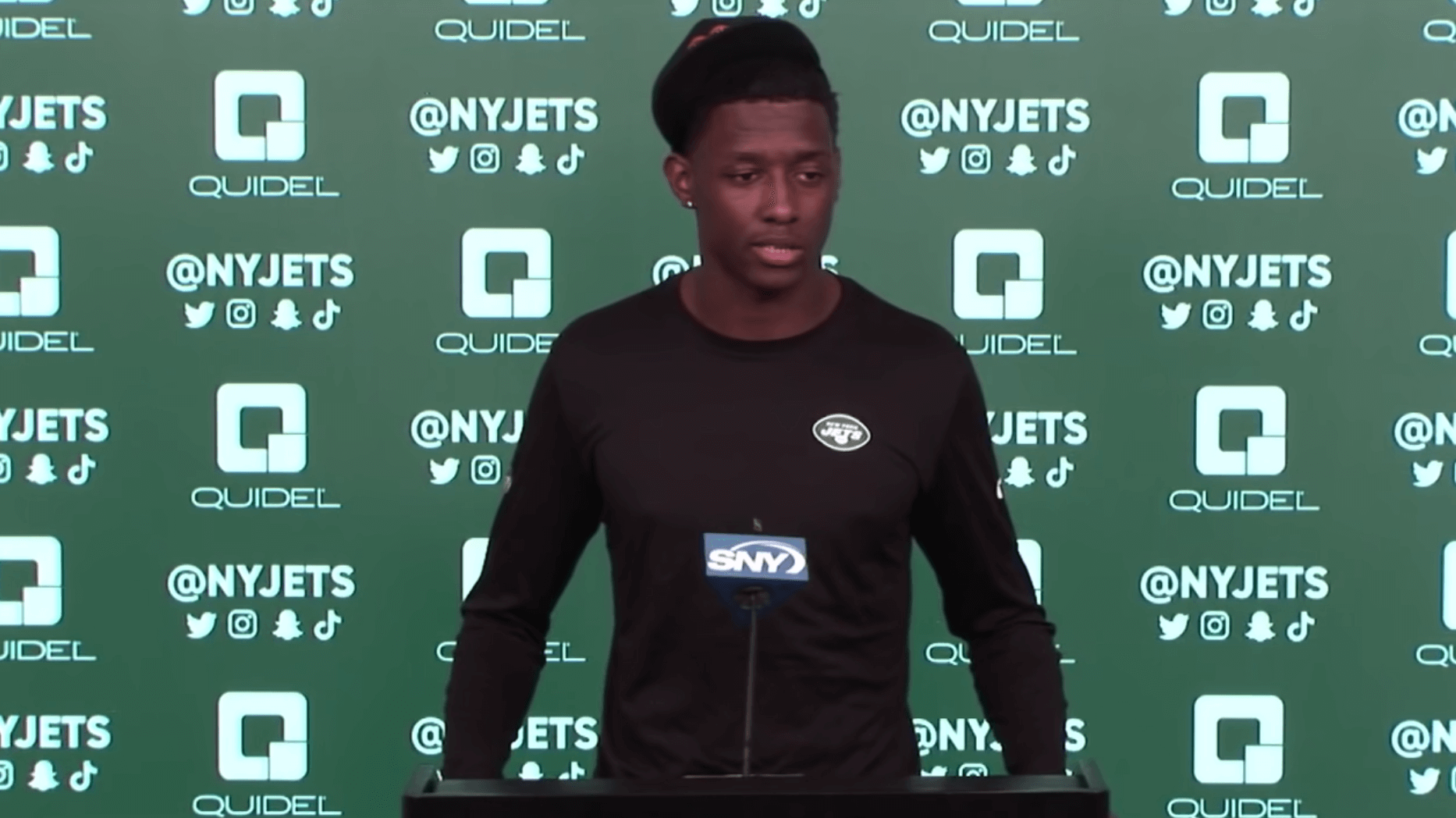 Jets rookie ‘Sauce’ Gardner buys mom brand new car amNewYork