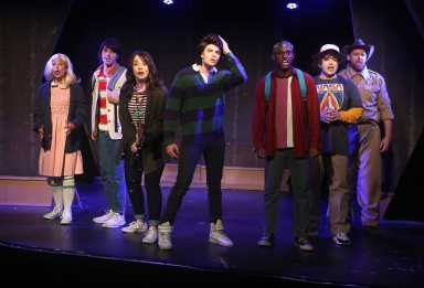 Stranger Sings!- Photo Credit : Bruce Glikas 2021