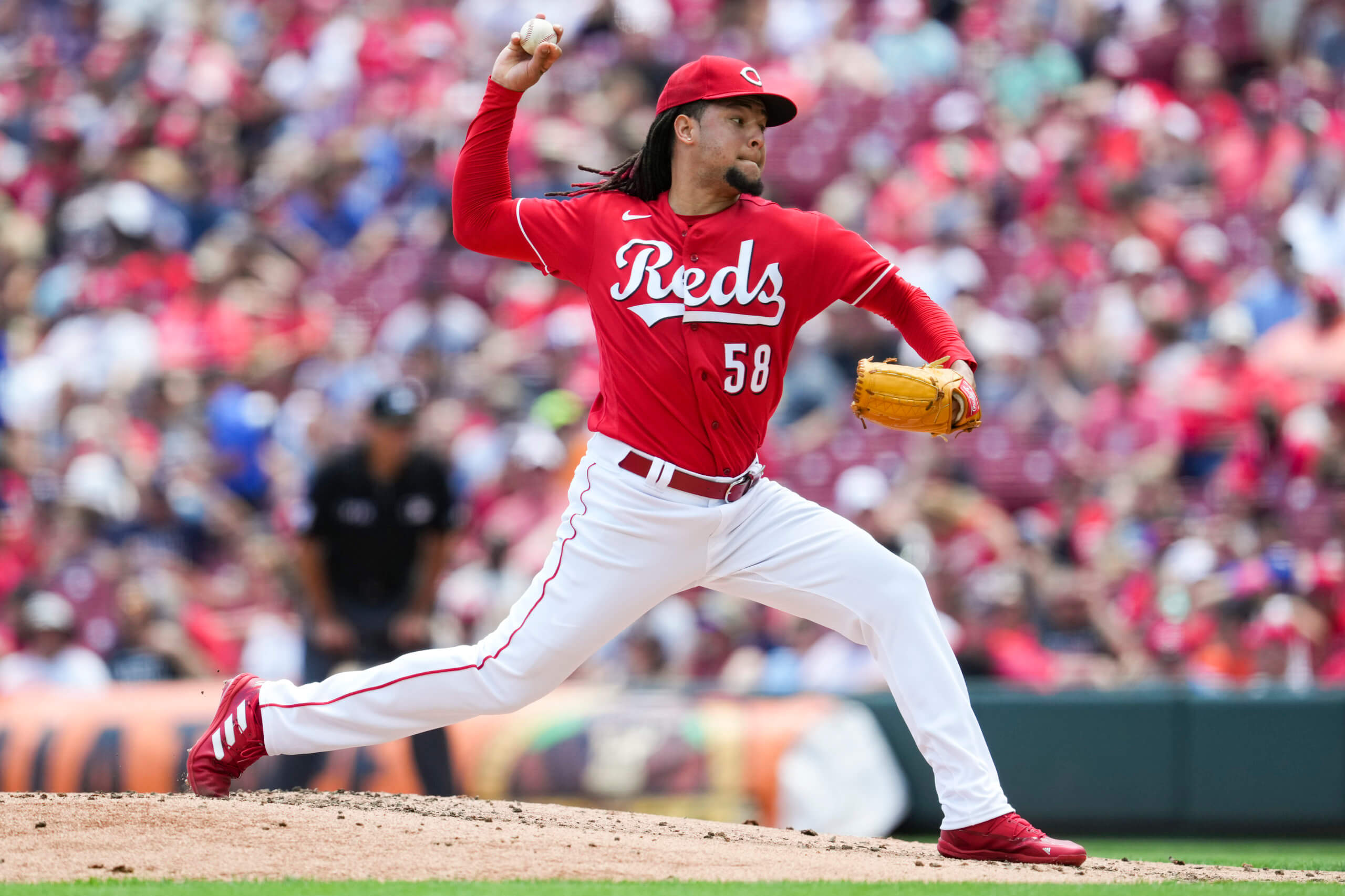 Recent struggles show Yankees in dire need of pitching help 2 Yankees Luis Castillo
