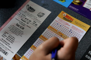 Mega Millions jackpot swells to $790 million