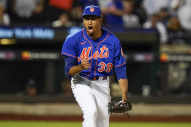 Edwin Diaz is the best best to lead MLB in saves