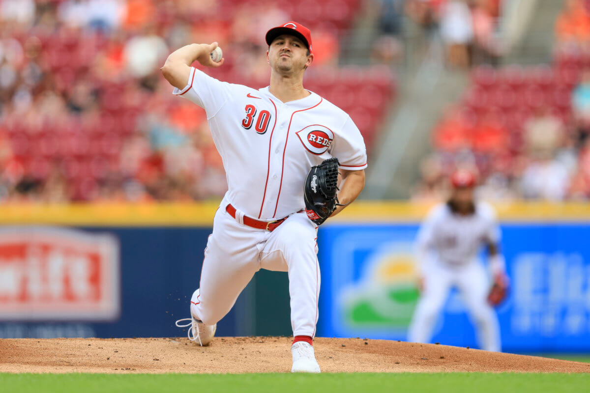 The Minnesota Twins have acquired righty Tyler Mahle Cincinnati Reds.