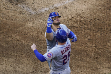 Mets' Daniel Vogelbach, celebrates his grand slam with Pete Alonso during the 5th inning.