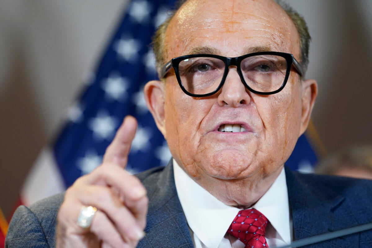 Judge wont dismiss election workers suit against Giuliani