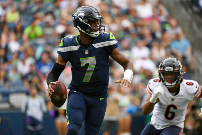 Jets show interest in Geno Smith