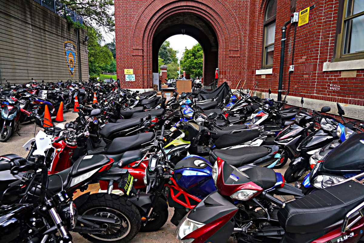 Illegal bike crackdown continues across NYC