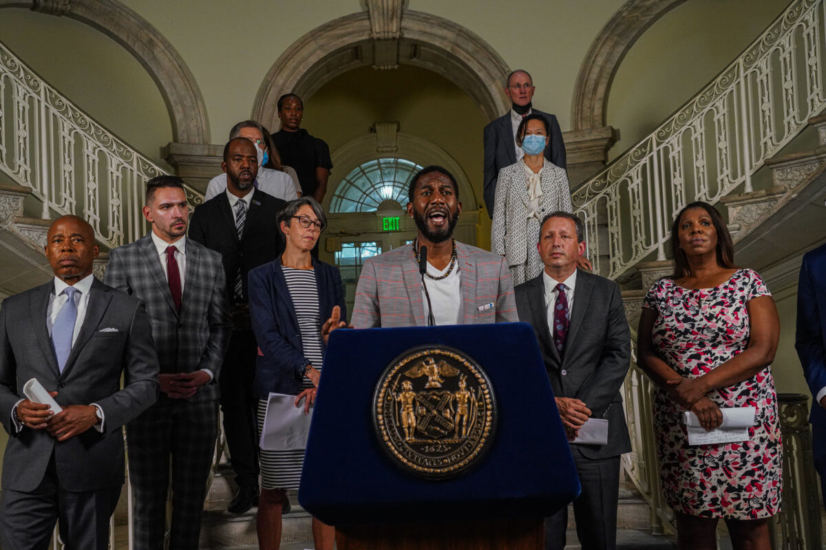 Time to take charge: NYC officials want credit card companies' help in tracking gun buyers 7