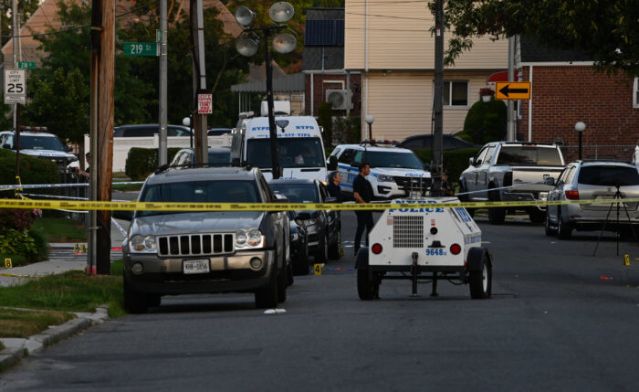 Queens shootout leaves three injured