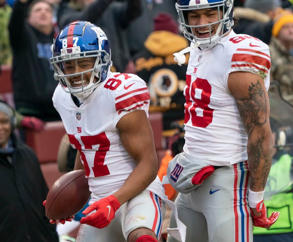 Shepard (left) playing against the Washington Redskins in 2018.