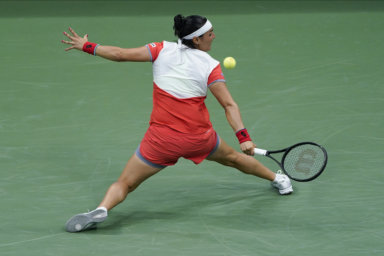 Ons Jabeur advances at the US Open