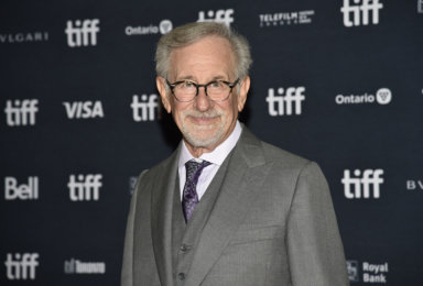 Steven Spielberg debuts "The Fabelmans" in Toronto