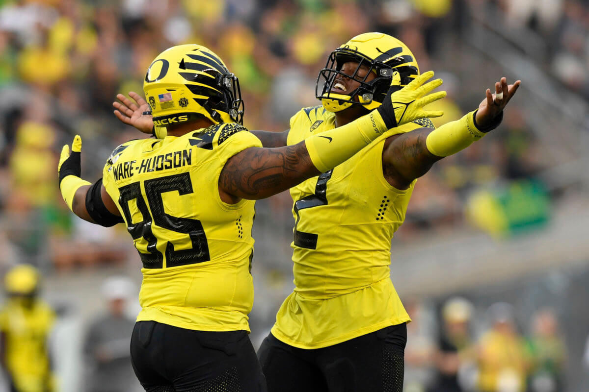 Oregon is a college football playoff best bet for Week 3