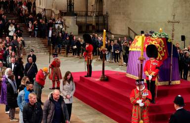 World leaders to arrive for Queen Elizabeth II's funeral