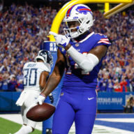 Stefon Diggs and the Bills easily beat the Titans
