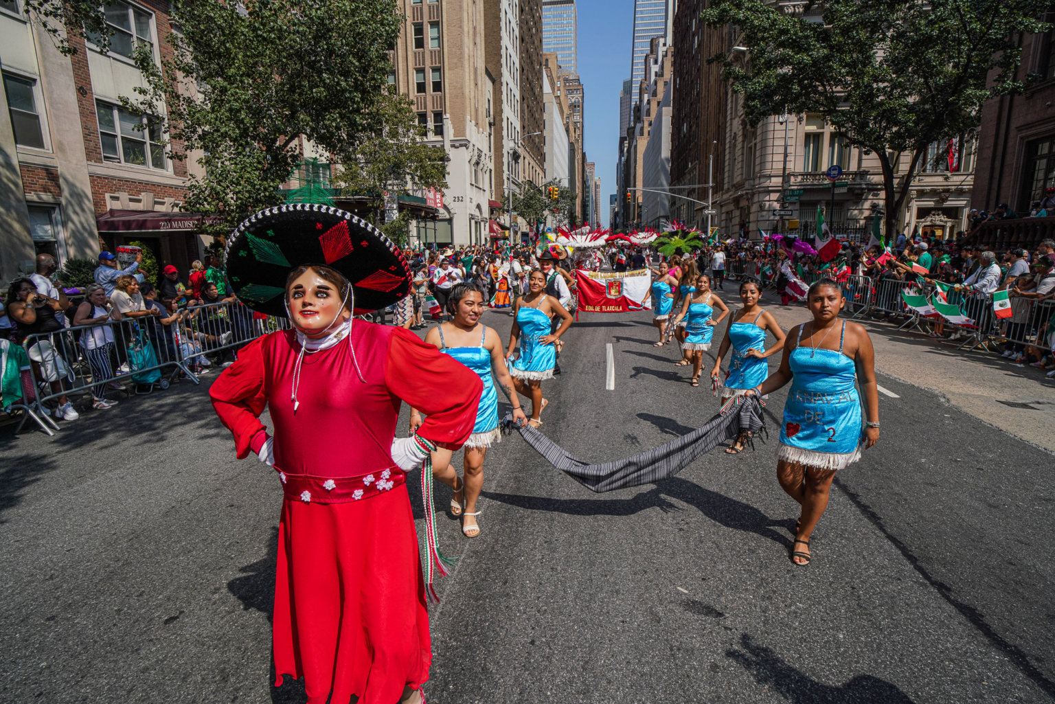 SEE IT The Mexican Day Parade marches through Midtown amNewYork