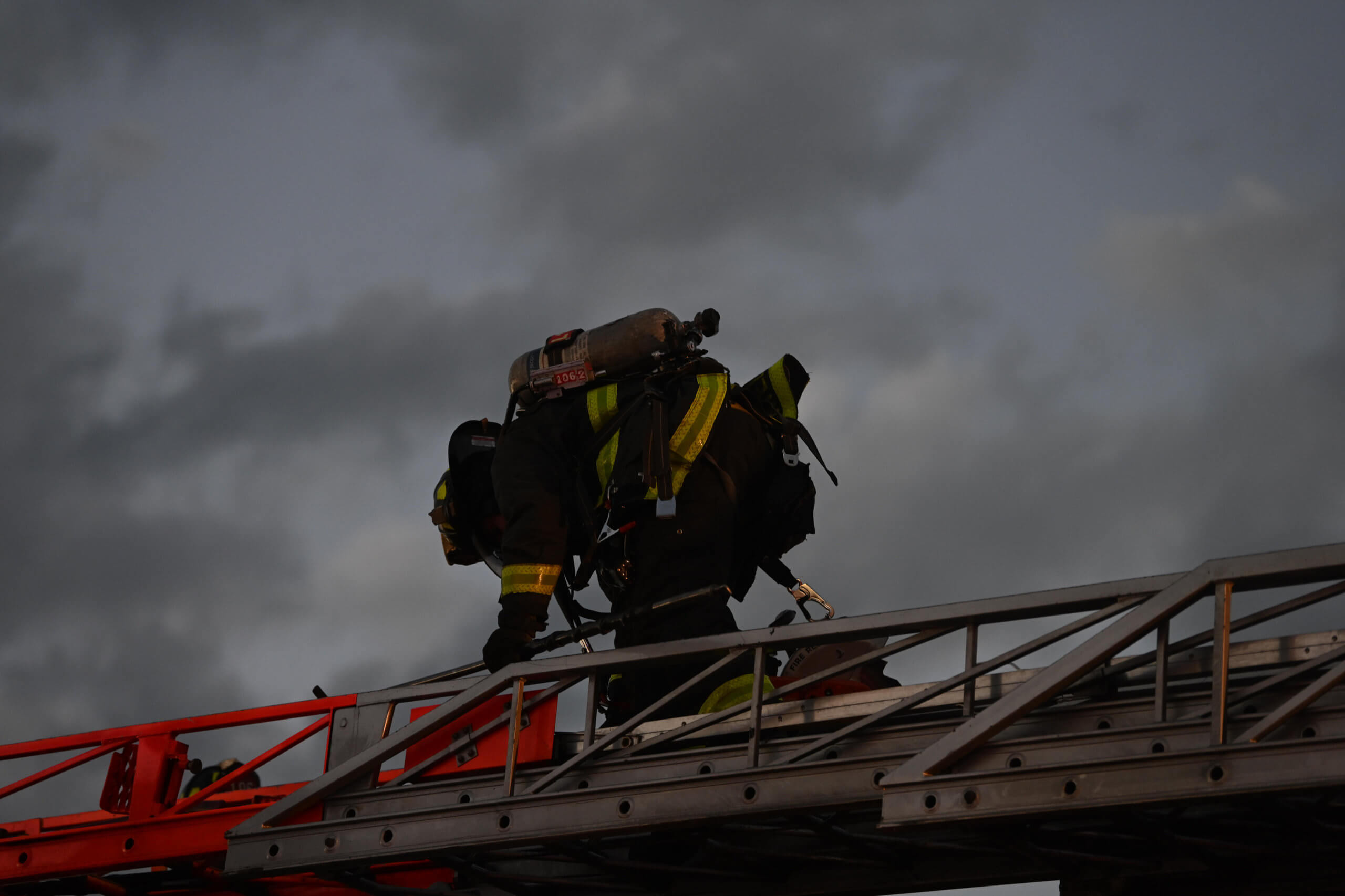 Firefighters take on three-alarm blaze at Brooklyn auto-body shop 6