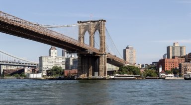 New_York_City_New_York_USA_Brooklyn_Bridge_-_2012_-_6630-1