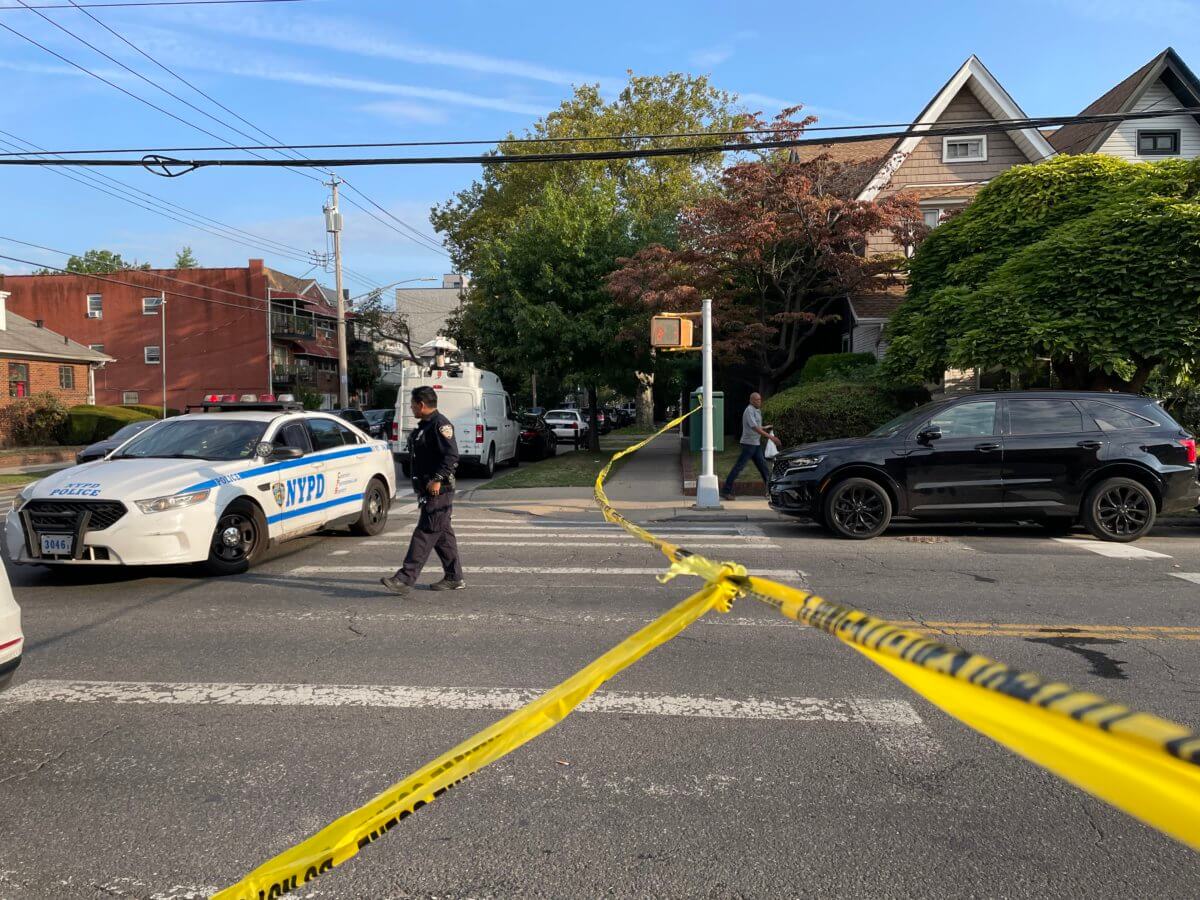 Double shooting in Brooklyn leaves man dead