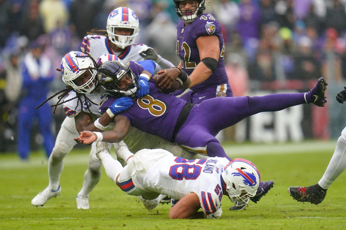 Buffalo Bills defense takes down Lamar Jackson