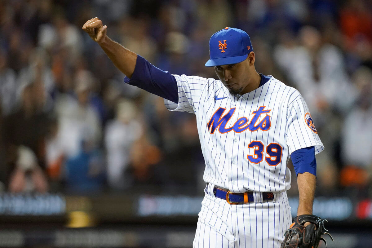 Mets' Edwin Diaz will not pitch in 2023: Report