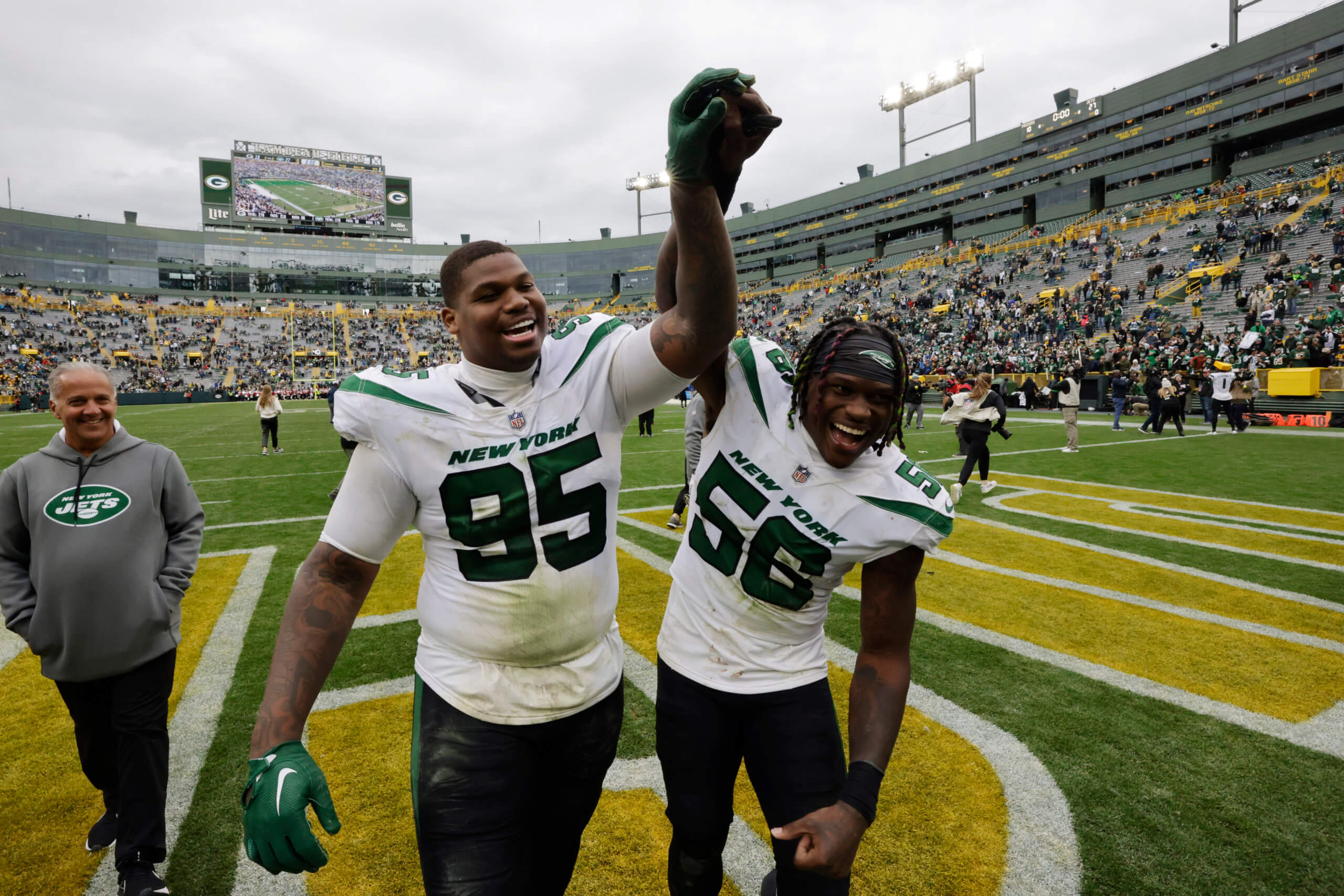 Jets defensive tackle Quinnen Williams (left) and linebacker Quincy Williams walk off the field after the Jets beat the Packers in Week 6.