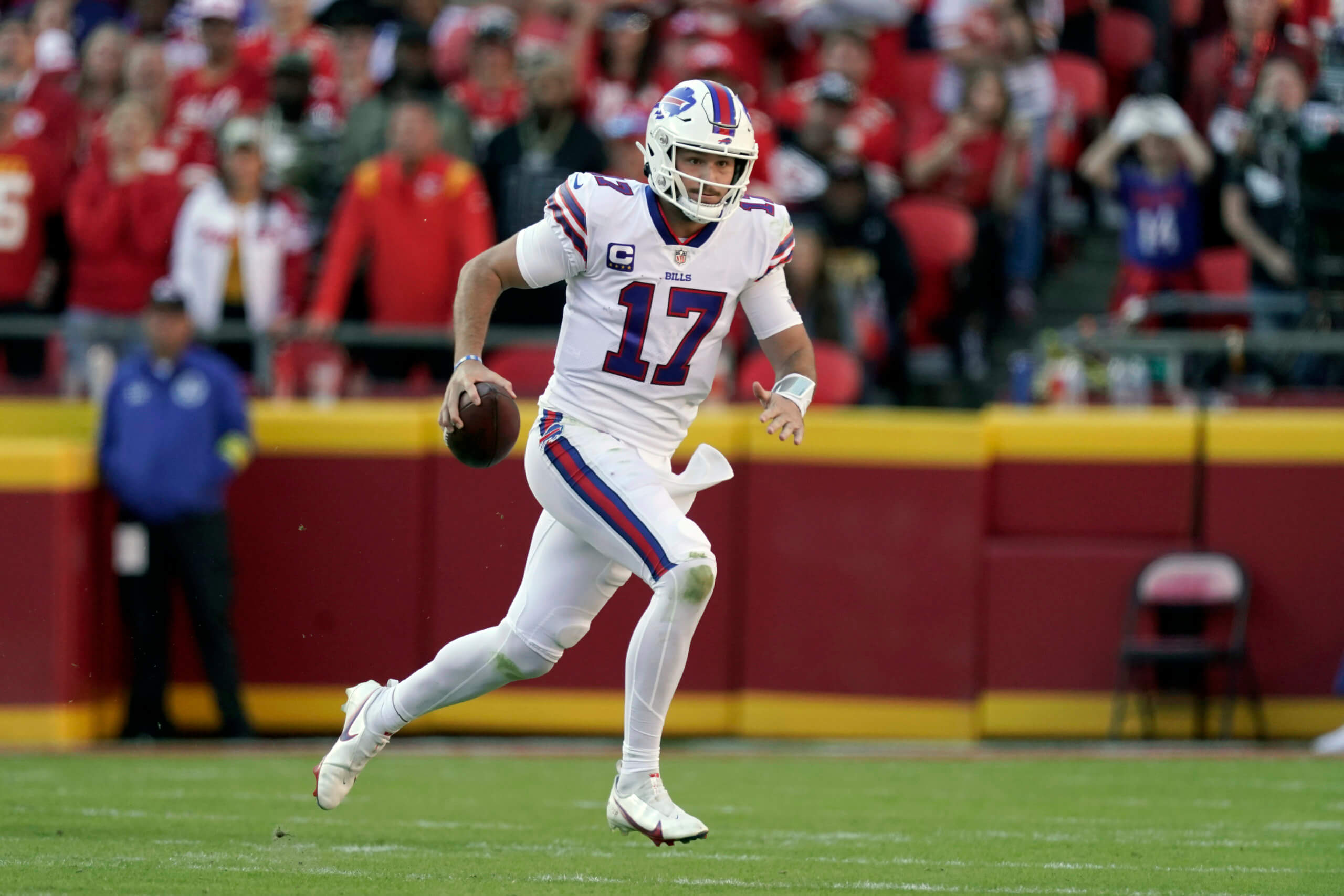 Josh Allen (elbow) active, starts for Bills vs. Vikings