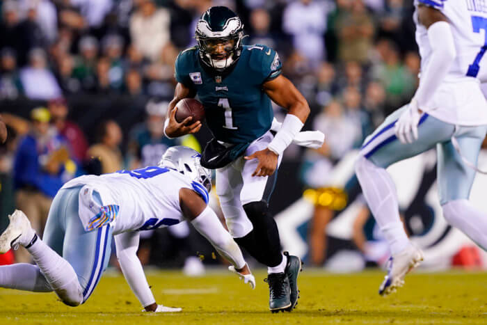 Giants have much to learn from rival Eagles