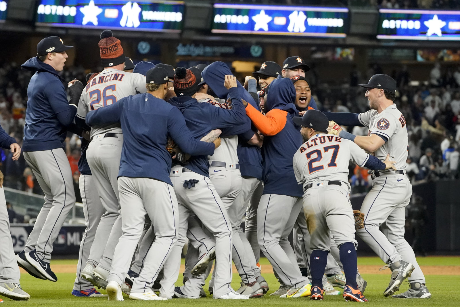 Astros sweep Yankees in ALCS, advance to World Series again amNewYork