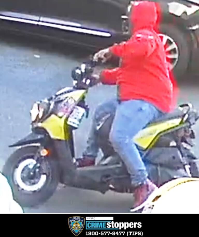 Two men sought for separate subway attacks in Brooklyn and the Bronx 3