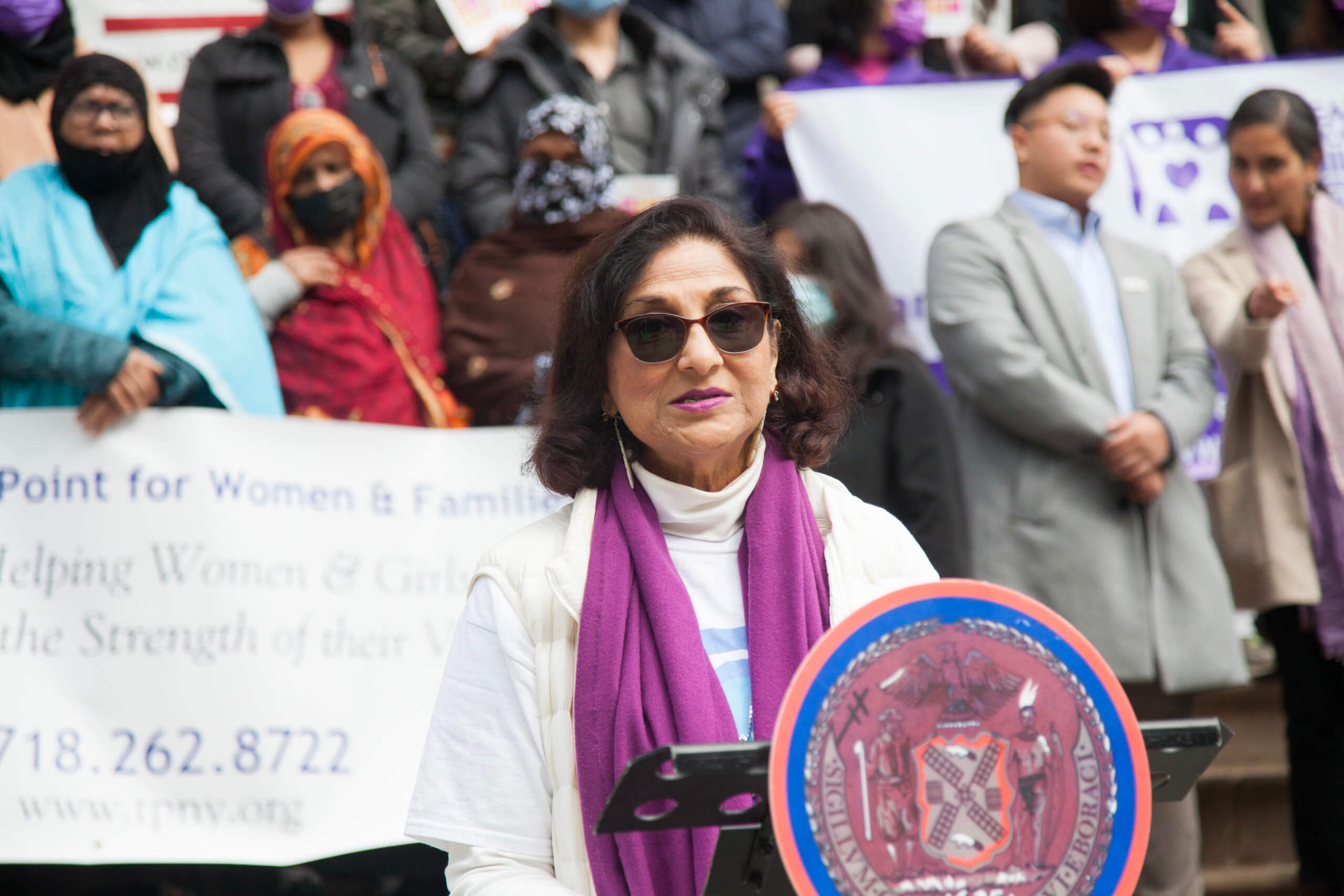 Domestic violence vigil at City Hall highlights risks to immigrant communities 2