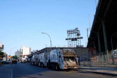 garbagetrucks-900×600-1