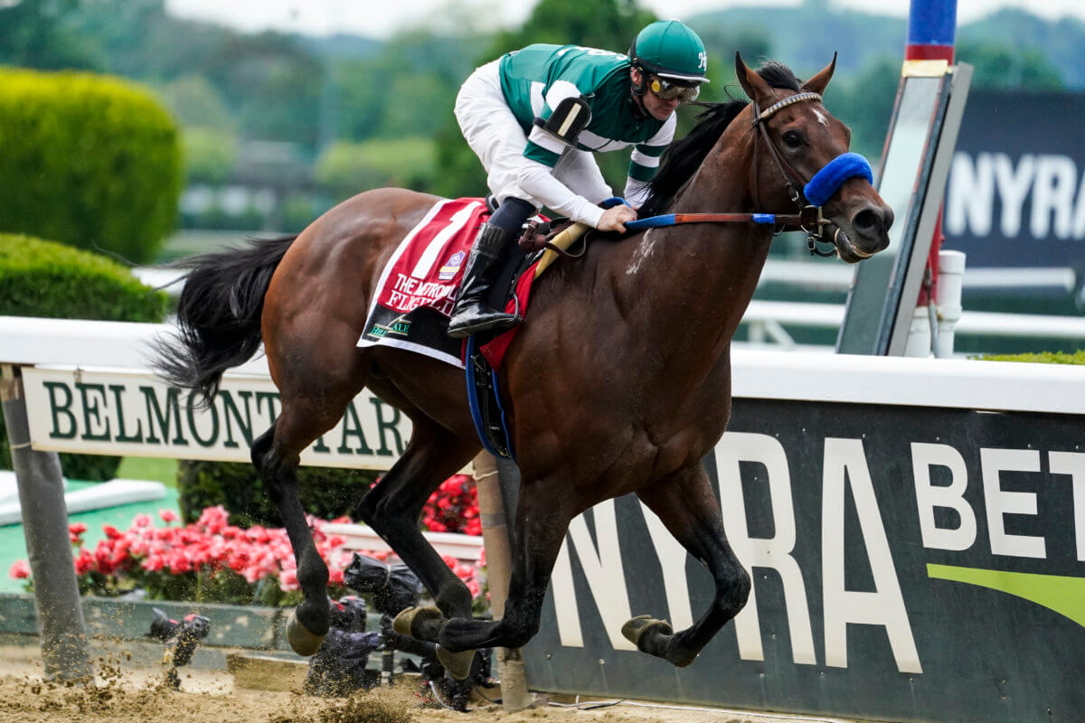 Flightline winning Metropolitan Mile at Belmont Park