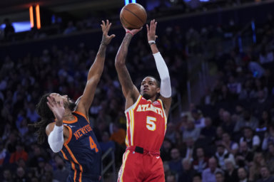 Dejounte Murray scored 36 points to led the Hawks over the New York Knicks