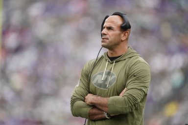Jets head coach Robert Saleh.