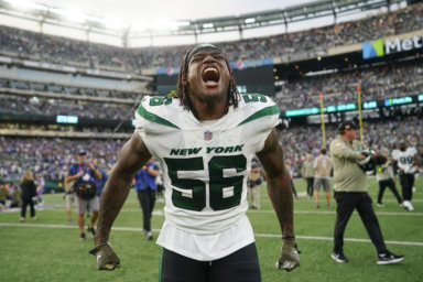 Jets linebacker Quincy Williams (56) celebrates after the win against the Buffalo Bills.