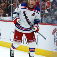 Rangers beat Coyotes 4-1