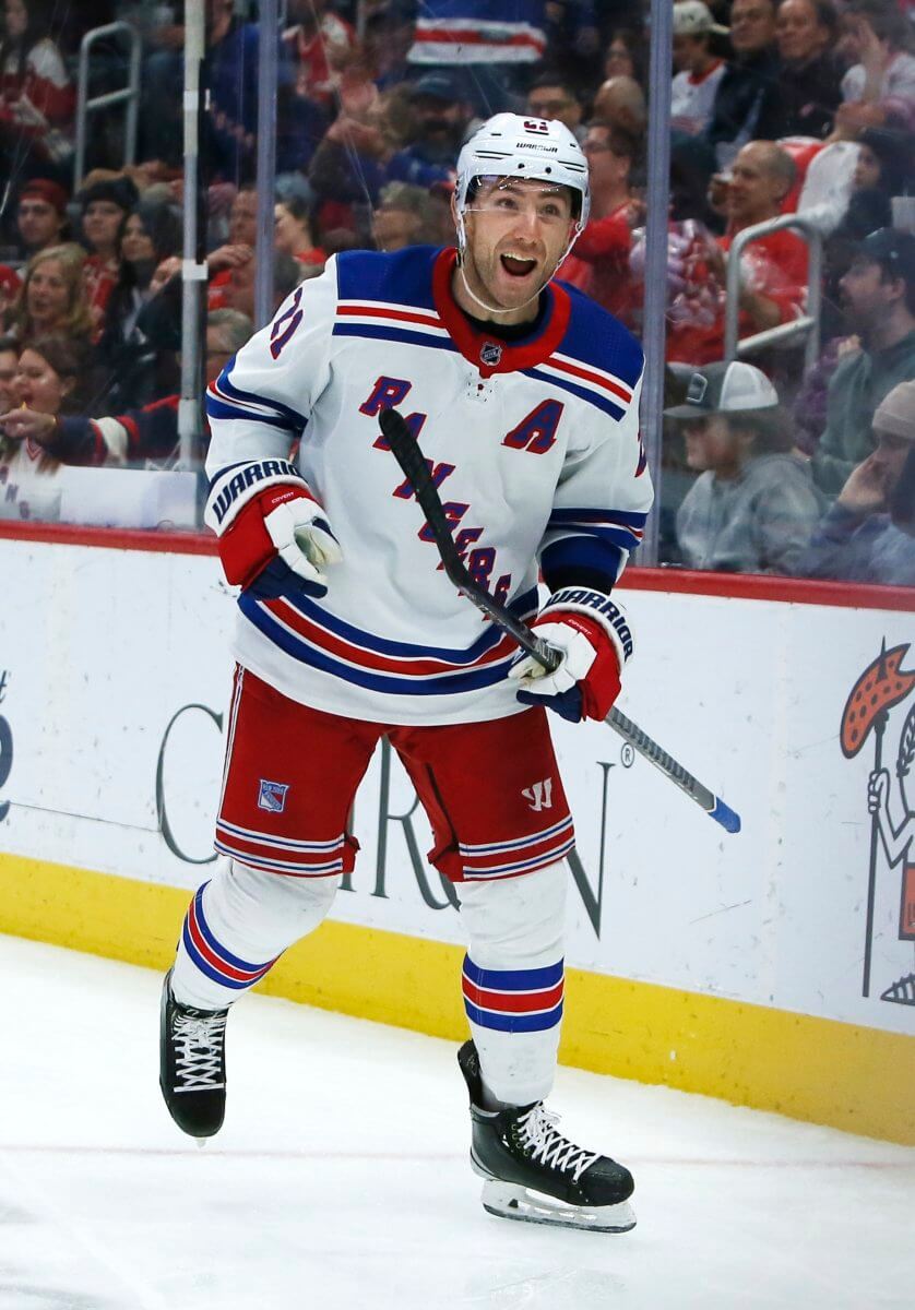 Rangers beat Coyotes 4-1