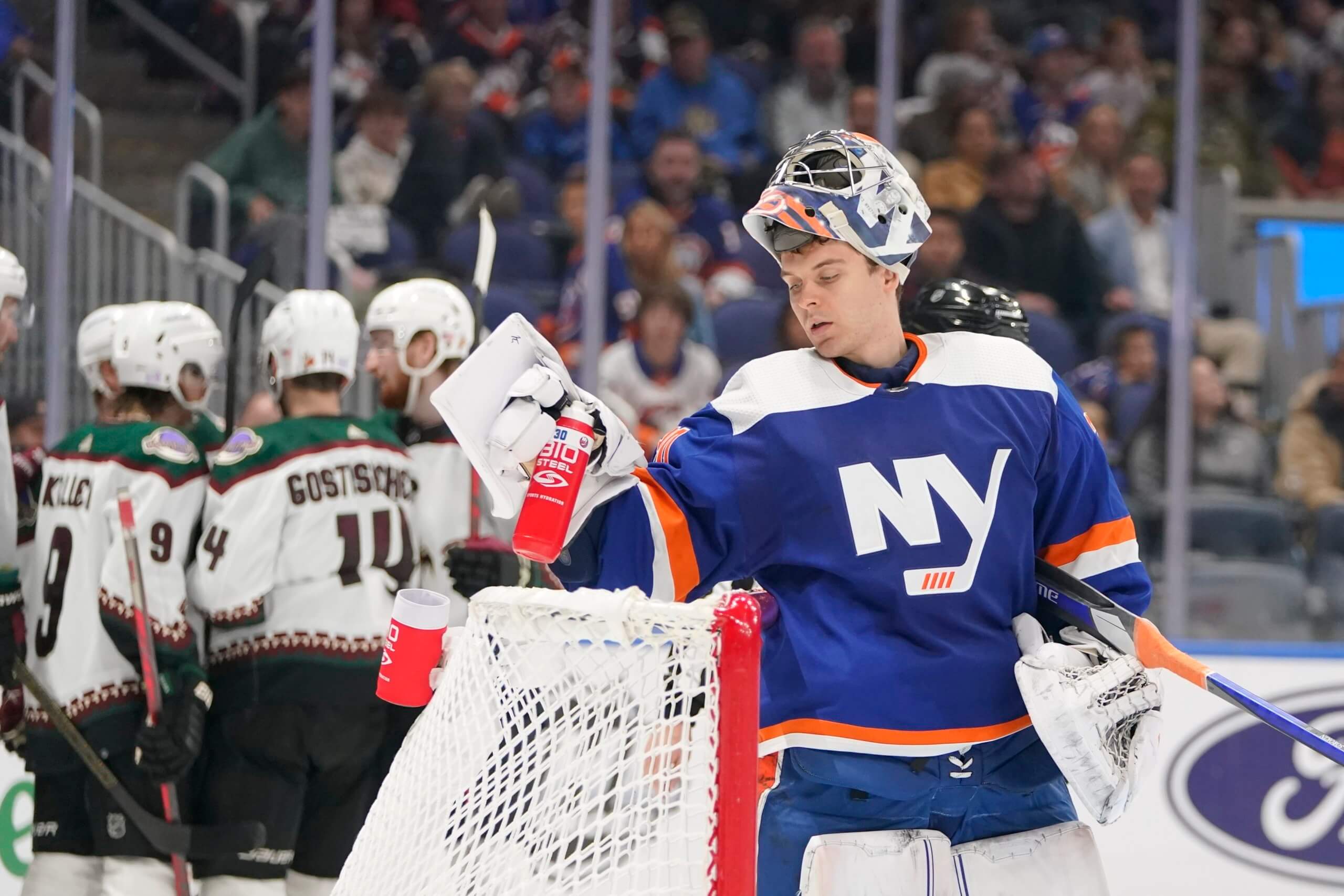 Islanders, Gulls youth hockey league battle over ice time - Newsday