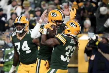 What does a Jets trade for Aaron Rodgers look like?