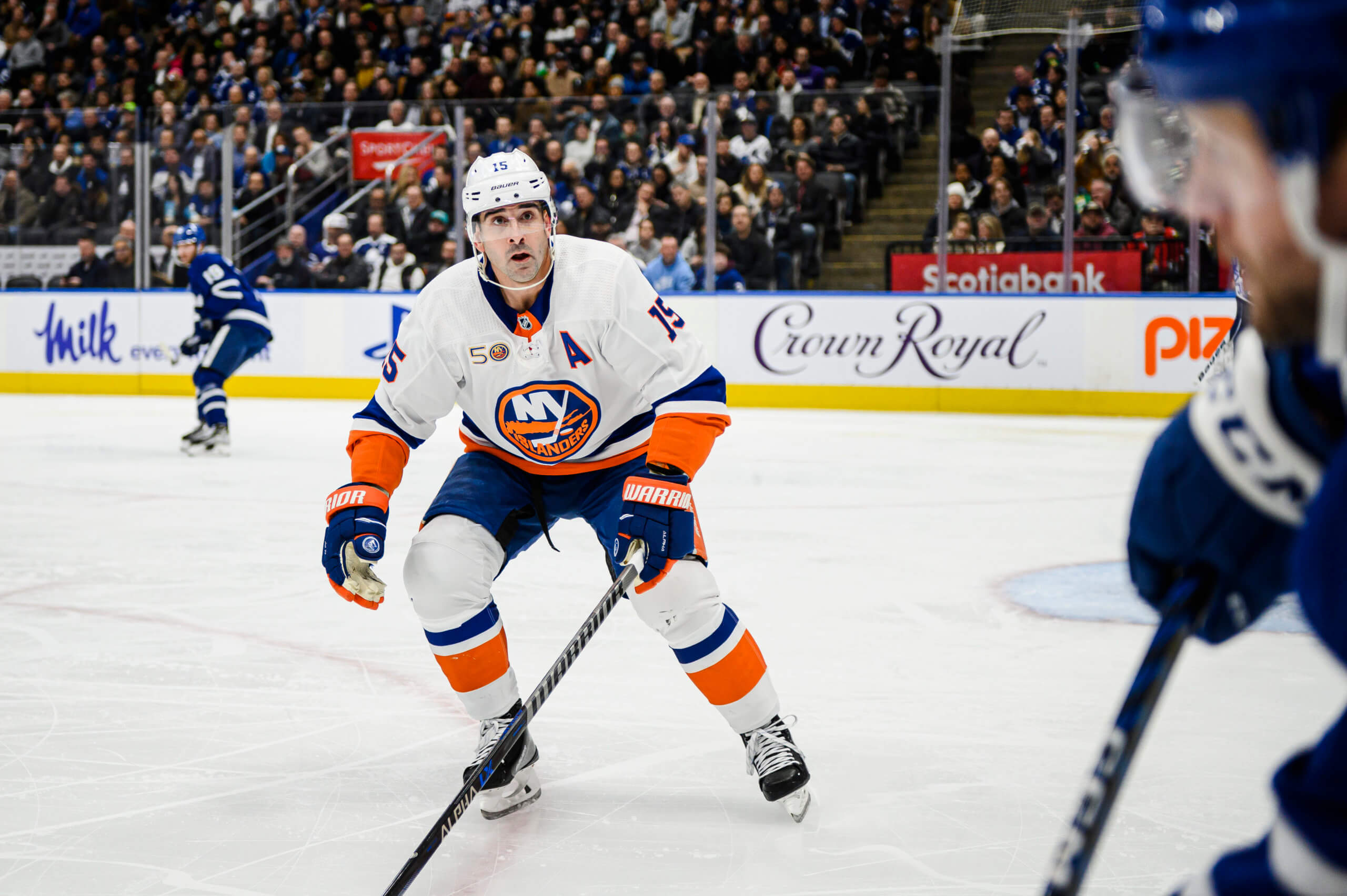 Islanders line projections 2023-24 after Alex DeBrincat trade to Detroit 5 Cal Clutterbuck Islanders