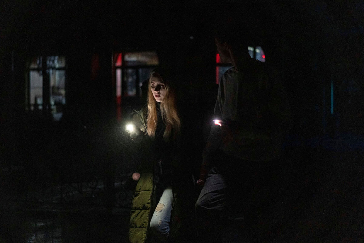 Ukraine power outages after Russia attacks on power grid