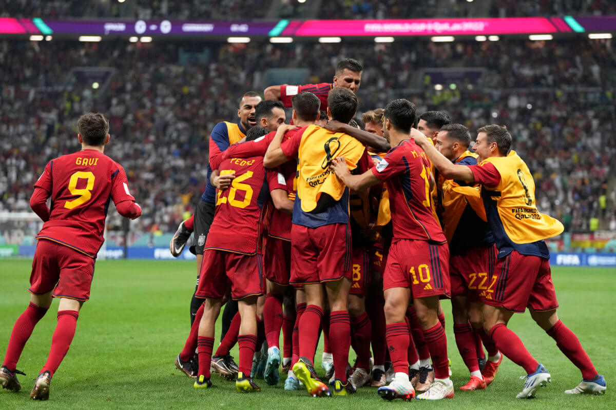 Spain scores against Germany in the 2022 World Cup