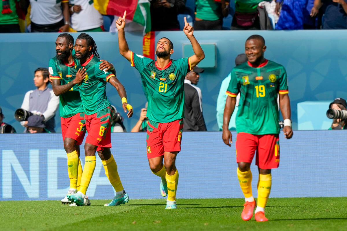 World Cup Group G Cameroon rally from 2 goals down, draw Serbia 33