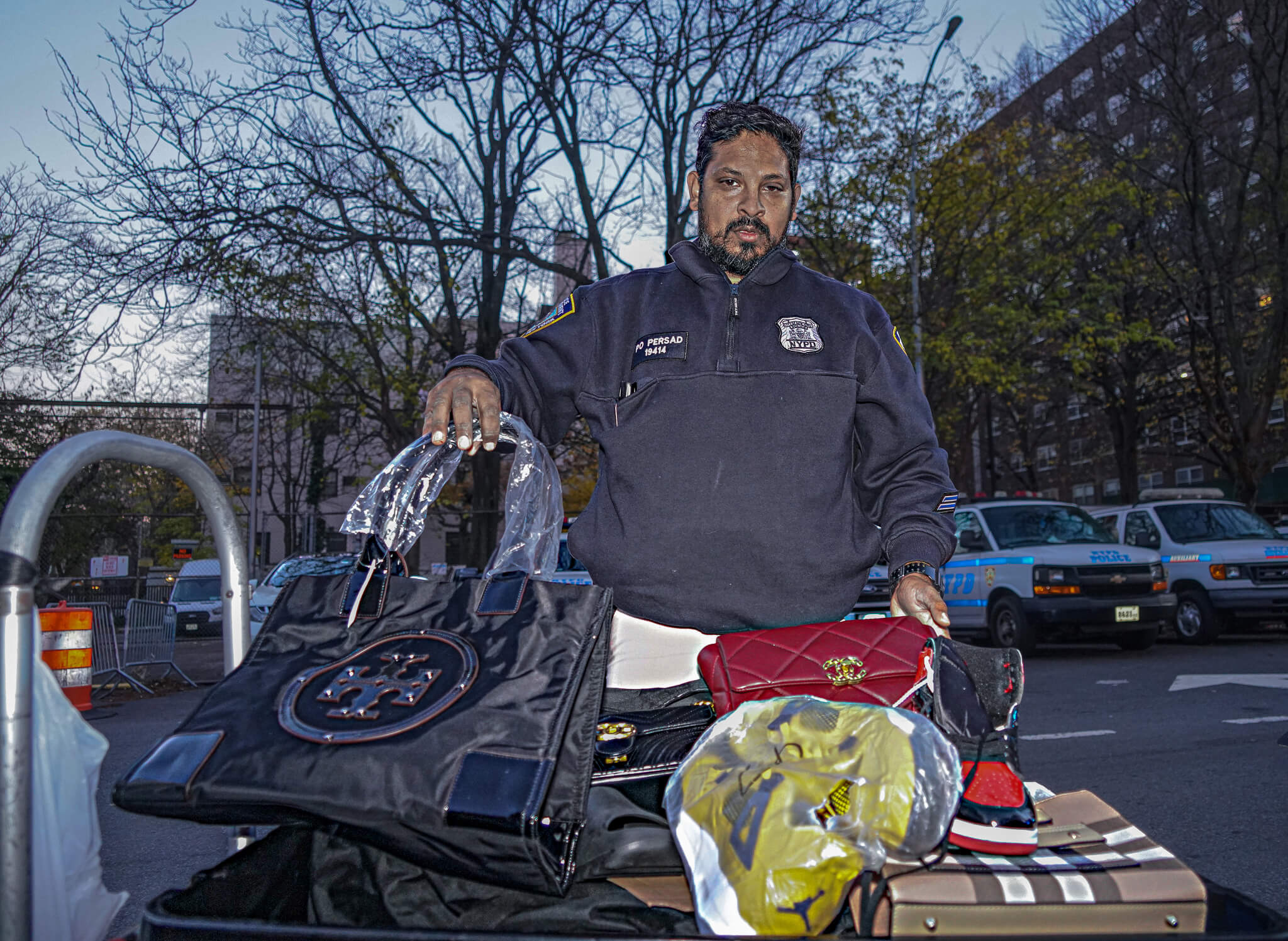 NYPD pulls off massive counterfeit goods bust on Canal Street - CBS New York